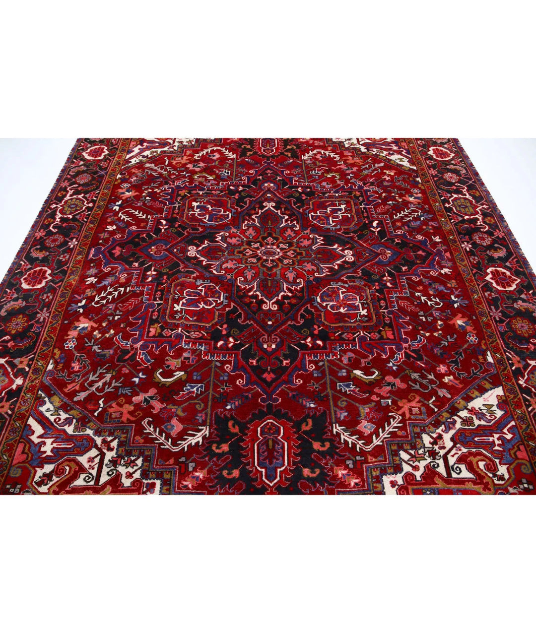 Persian Heriz Rug 8' 1" x 11' 2" Hand-Knotted | No. AT99567