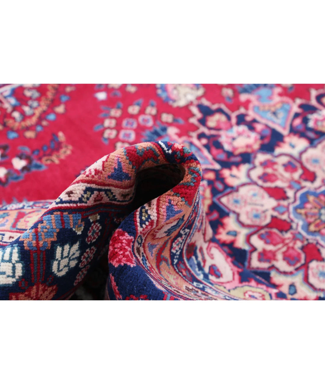 Persian Mashad Rug 6' 4" x 9' 4" Hand-Knotted | No. AT99659