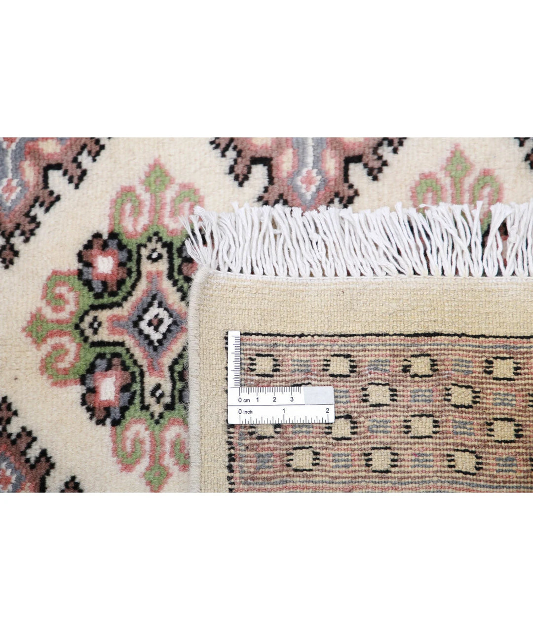 Pakistani Bokhara Rug 6' 0" x 9' 5" Hand-Knotted | No. AT99844