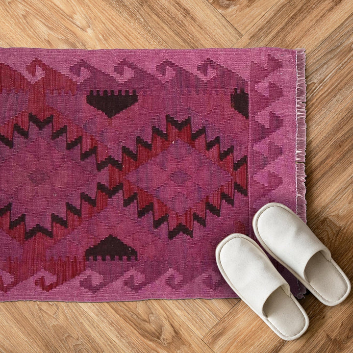 Handmade Overdyed Kilim 2' 0" x 3' 1" - No. AL91821