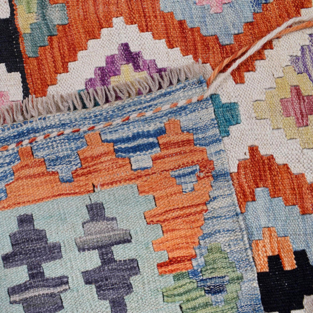 Handmade Vegetable Kilim 5' 11" x 8' 0" - No. AL43186