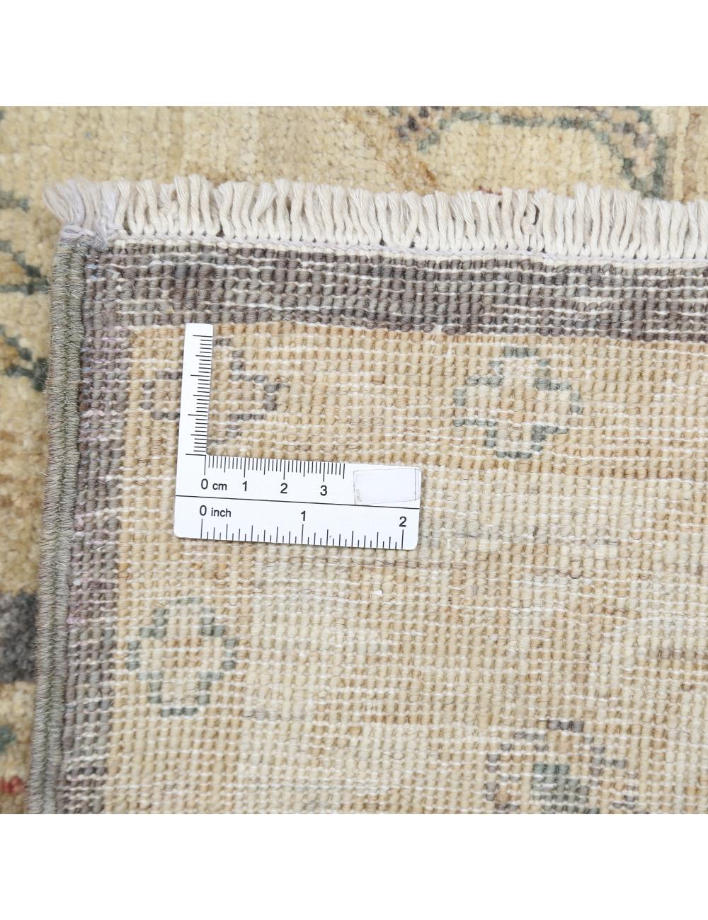 Afghan Bakhtiari Rug 2' 9" x 5' 4" Hand-Knotted | No. AT89580