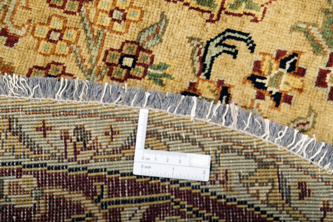 Ivory Indian Ziegler Rug 6' 7" x 6' 8" Hand-Knotted detail