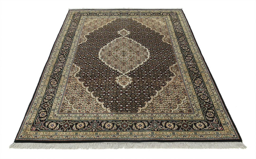 Black Indian Ziegler Rug 4' 7" x 6' 7" Hand-Knotted detail