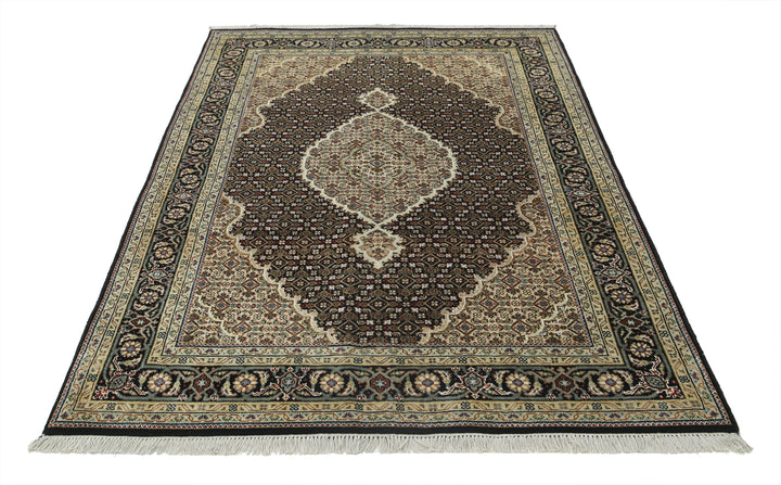 Black Indian Ziegler Rug 4' 7" x 6' 7" Hand-Knotted detail