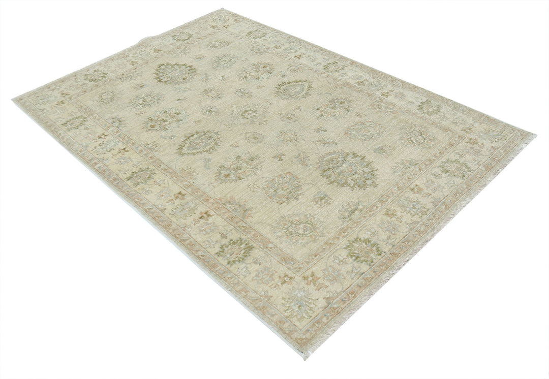 Ivory Afghan Ziegler Rug 4' 4" x 6' 4" Hand-Knotted close-up