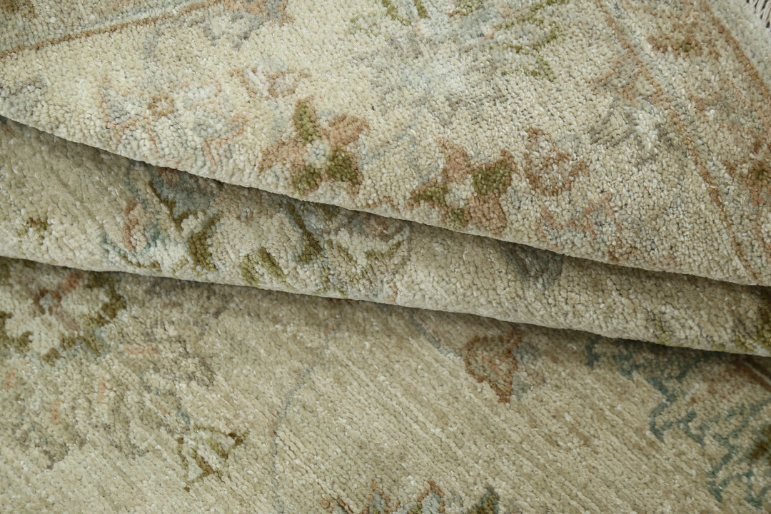 Ivory Afghan Ziegler Rug 4' 4" x 6' 4" Hand-Knotted detail