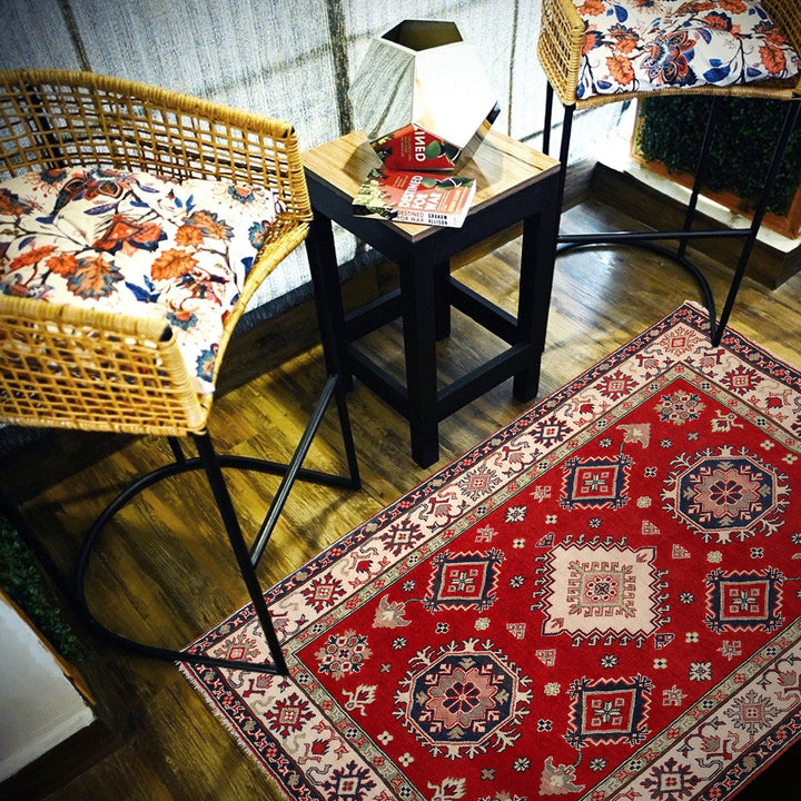 Hand knotted Kazak Carpet 5' 1" x 6' 7" - No. AL25308