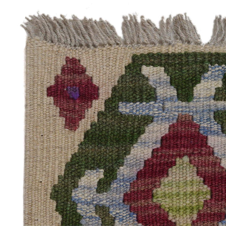 Handmade Vegetable Kilim 4' 2" x 5' 6" - No. AL20743