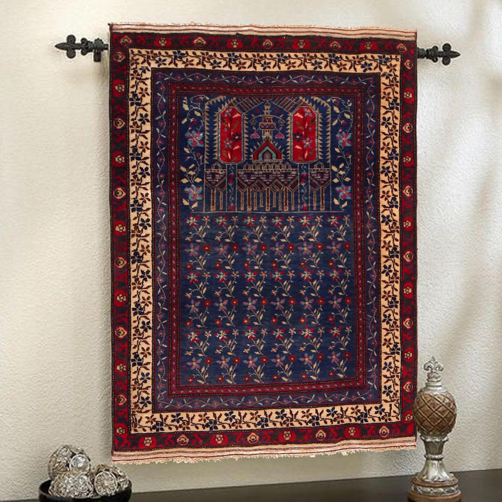 Islamic Prayer Carpet 3' 1" x 4' 7" - No. AL47395