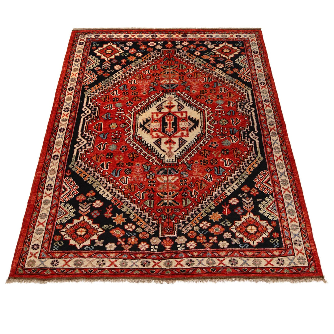 Persian Shirazi Design Carpet 5' 8" x 7' 10" - No. AL16313