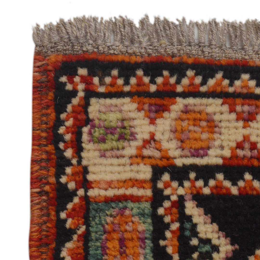 Shirazi Hand Knotted Carpe Runner 2' 8" x 9' 6" - No. AL73779