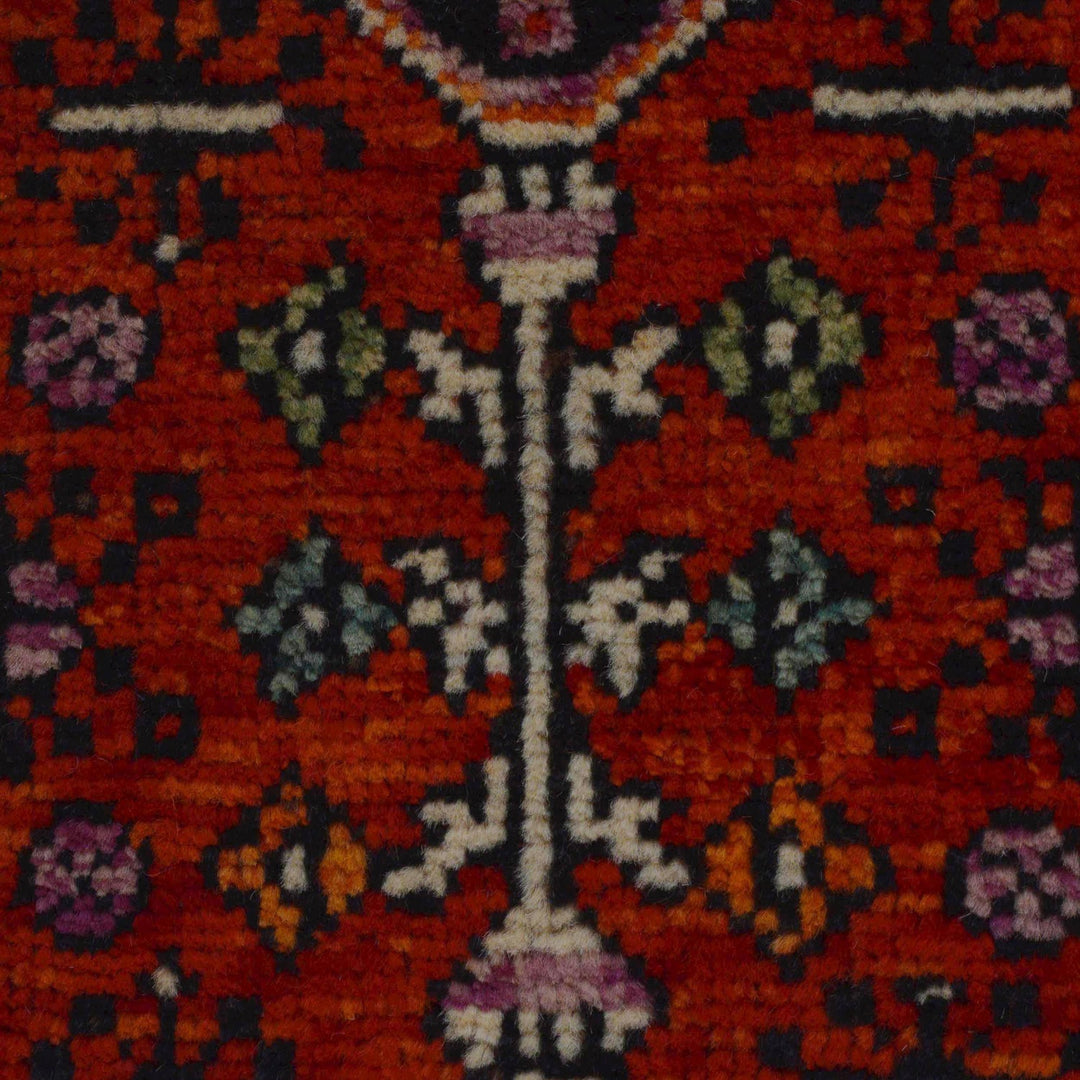Shirazi Hand Knotted Carpe Runner 2' 8" x 9' 6" - No. AL43167