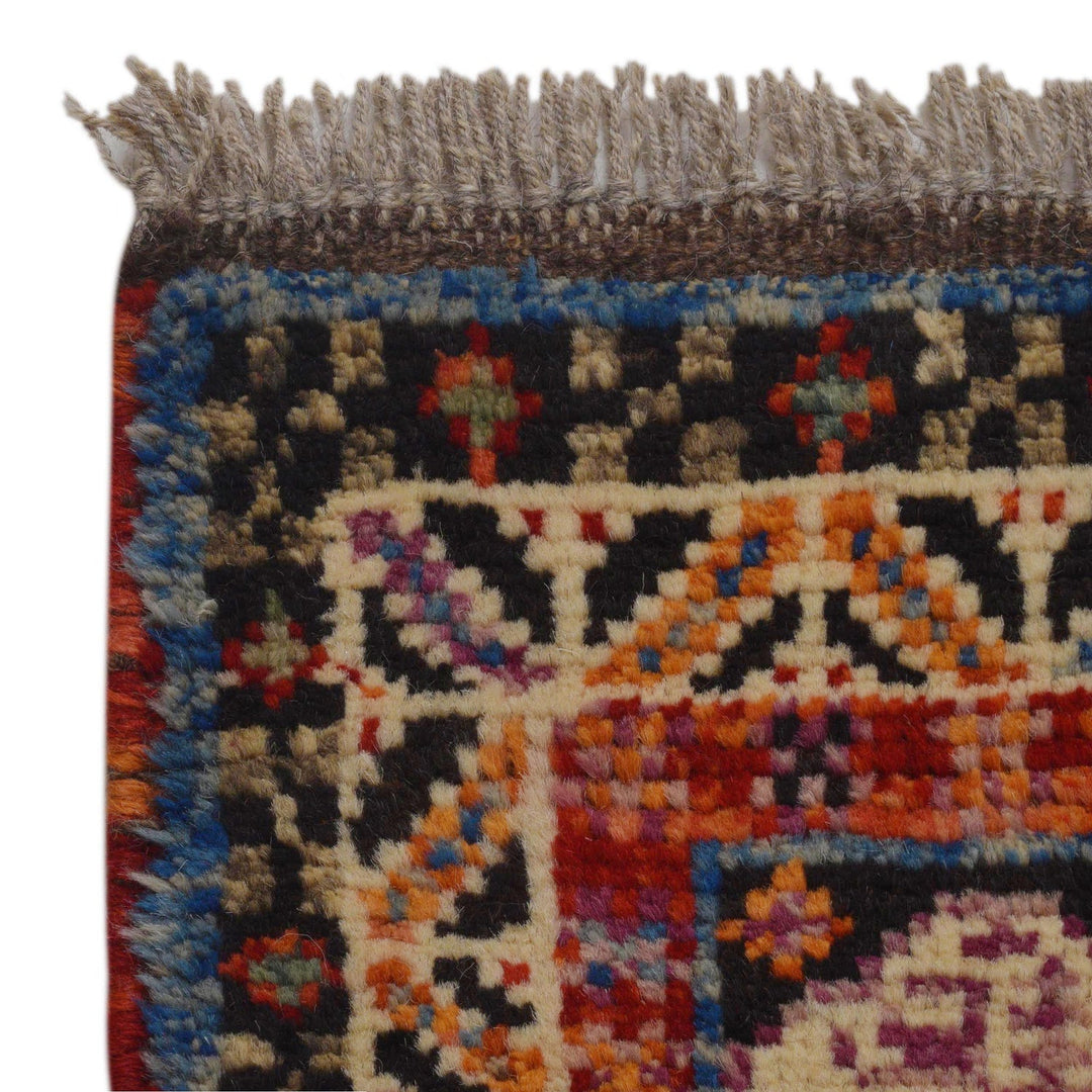 Persian Shirazi Design Carpet Runner 2' 8" x 9' 4" - No. AL73141