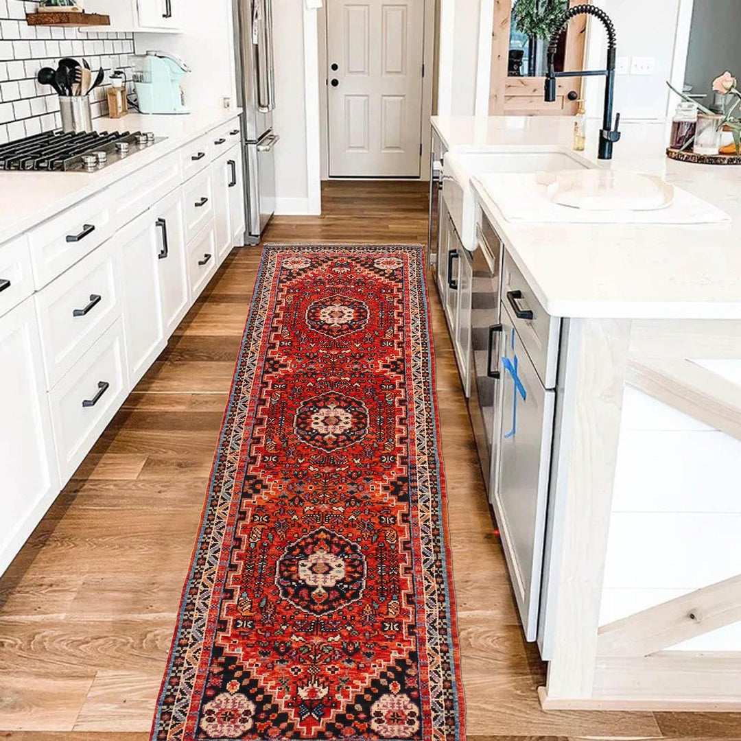 Persian Shirazi Design Carpet Runner 2' 8" x 9' 4" - No. AL73141