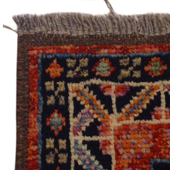 Rich Red Color Shiraz Carpet 3' 11" x 6' 1" - No. AL27864