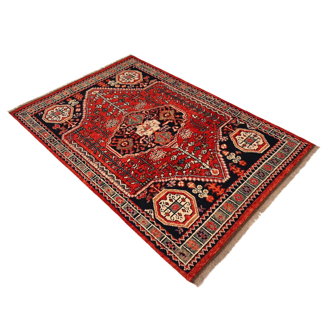 Rich Red Color Shiraz Carpet 3' 11" x 5' 10" - No. AL71311