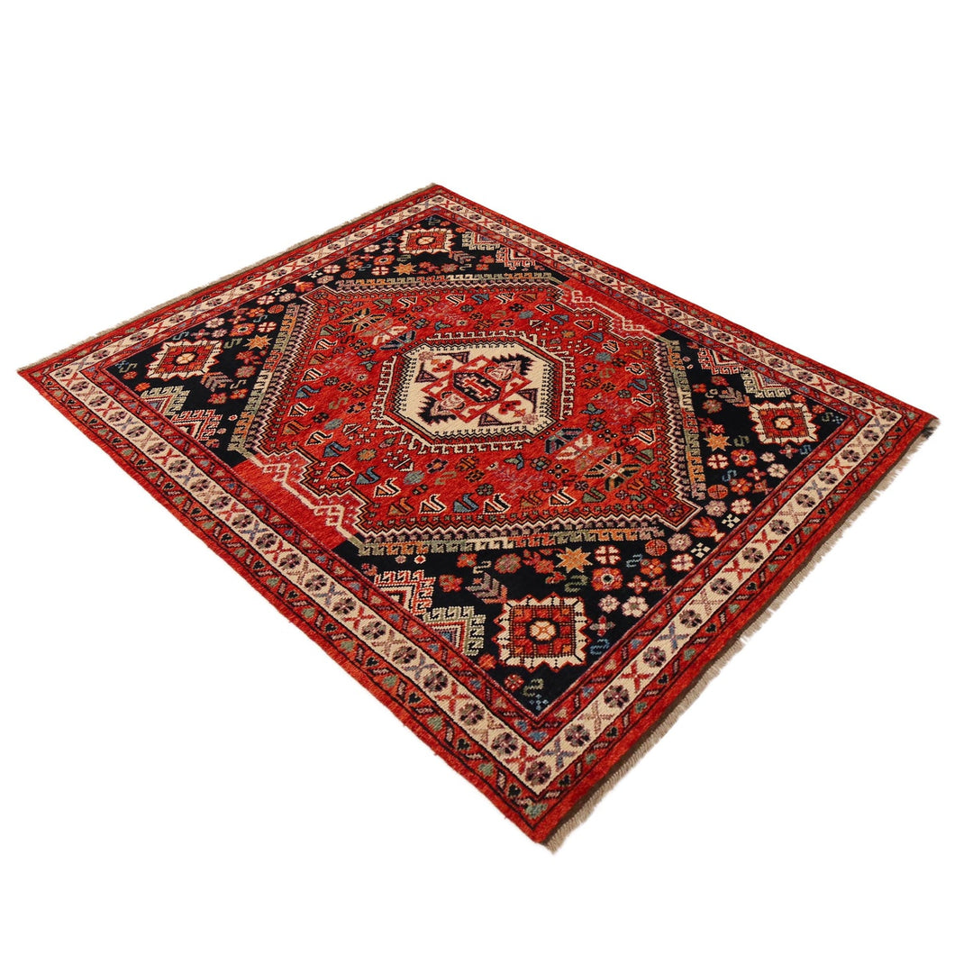 Persian Shirazi Design Carpet 5' 9" x 7' 8" - No. AL35747
