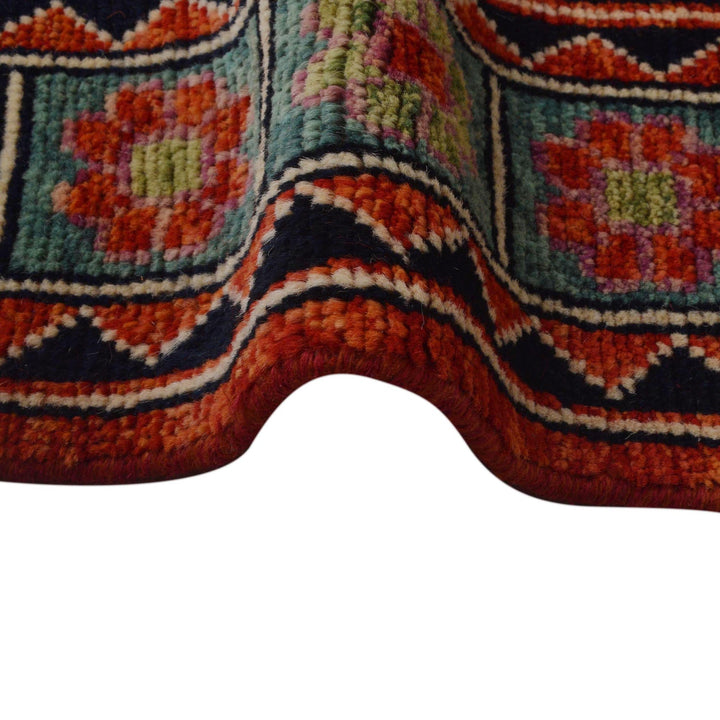 Shirazi Hand Knotted Carpet 7' 8" x 11' 4" - No. AL31604