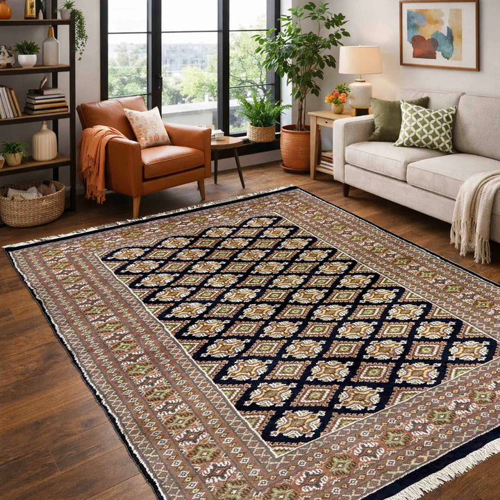 Pakistani Jaldar Rug 4' 2" x 5' 11" Hand-Knotted reverse