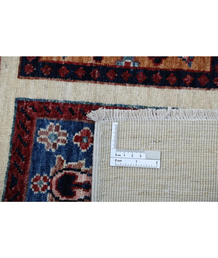 Afghan Bakhtiari Rug 4' 11" x 6' 10" Hand-Knotted | No. AT88376
