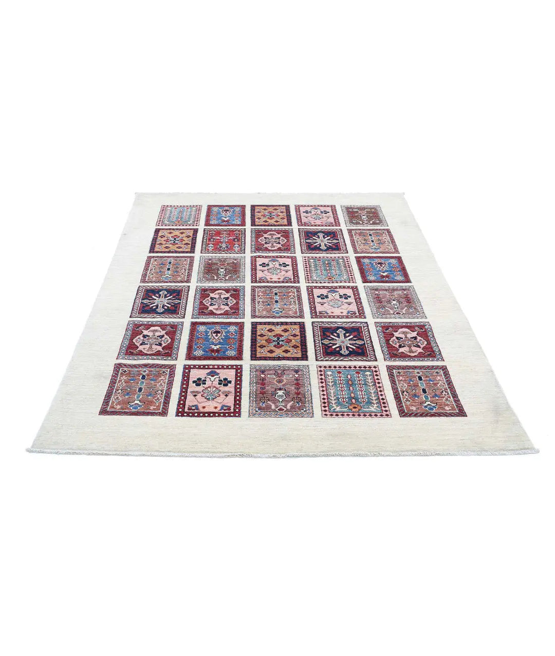 Afghan Bakhtiari Rug 4' 11" x 6' 10" Hand-Knotted | No. AT88376