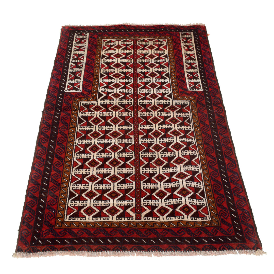 Muslim Prayer Rug 2' 7" x 4' 5" - No. AL58912