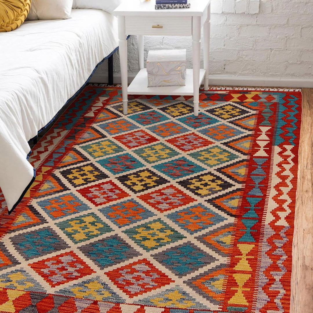 Hand Woven Wool Kelim 4' 2" x 5' 10" - No. AL79676