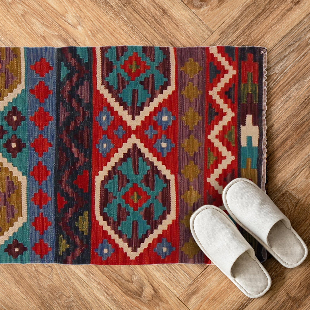 Handmade Vegetable Kelim 1' 11" x 3' 4" - No. AL27199