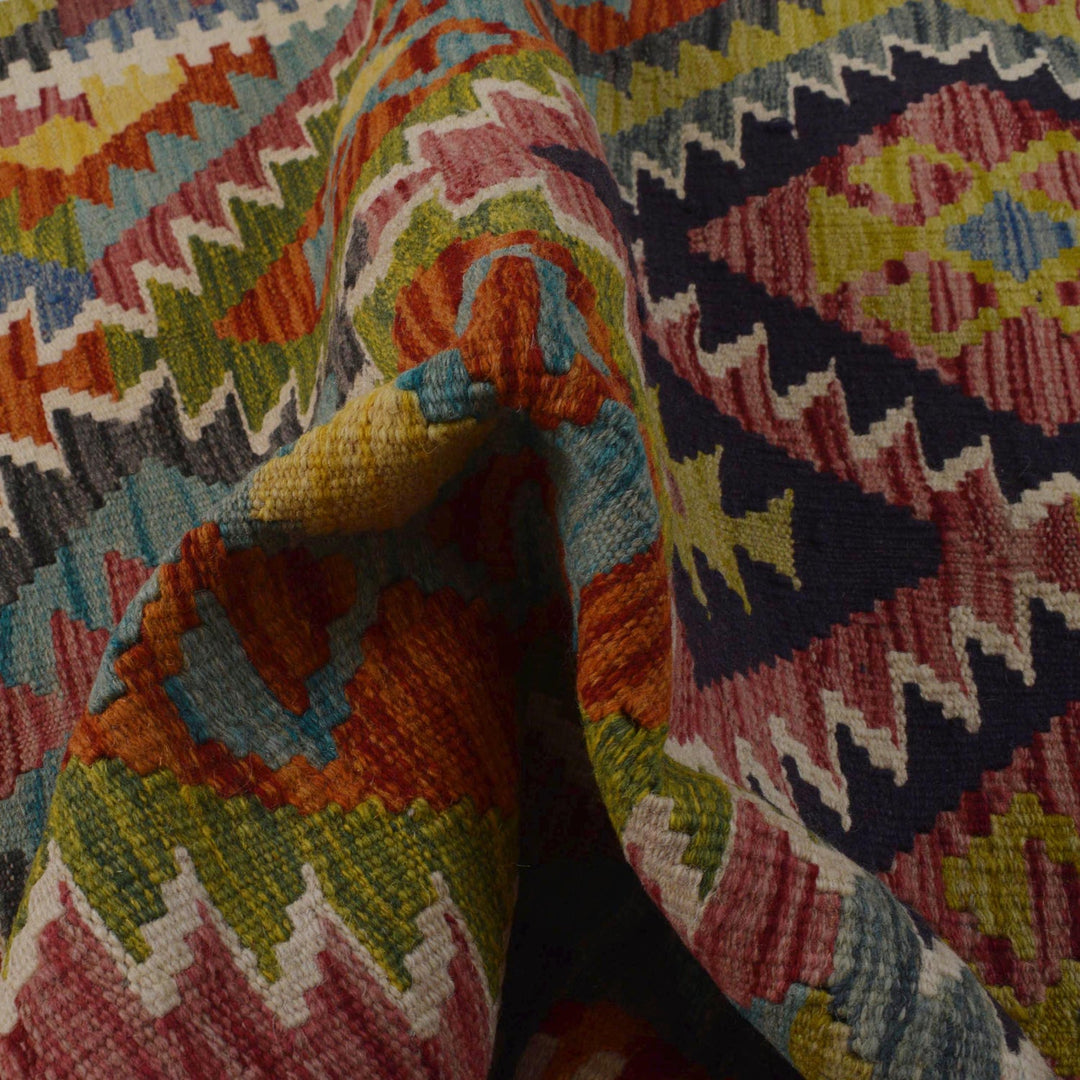 Handmade Afghan Vegetable Kilim 3' 4" x 5' 0" - No. AL27906