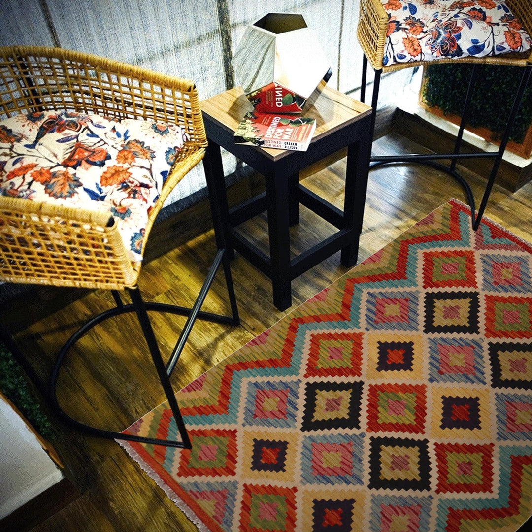 Hand Woven Wool Kelim 3' 4" x 4' 11" - No. AL63122