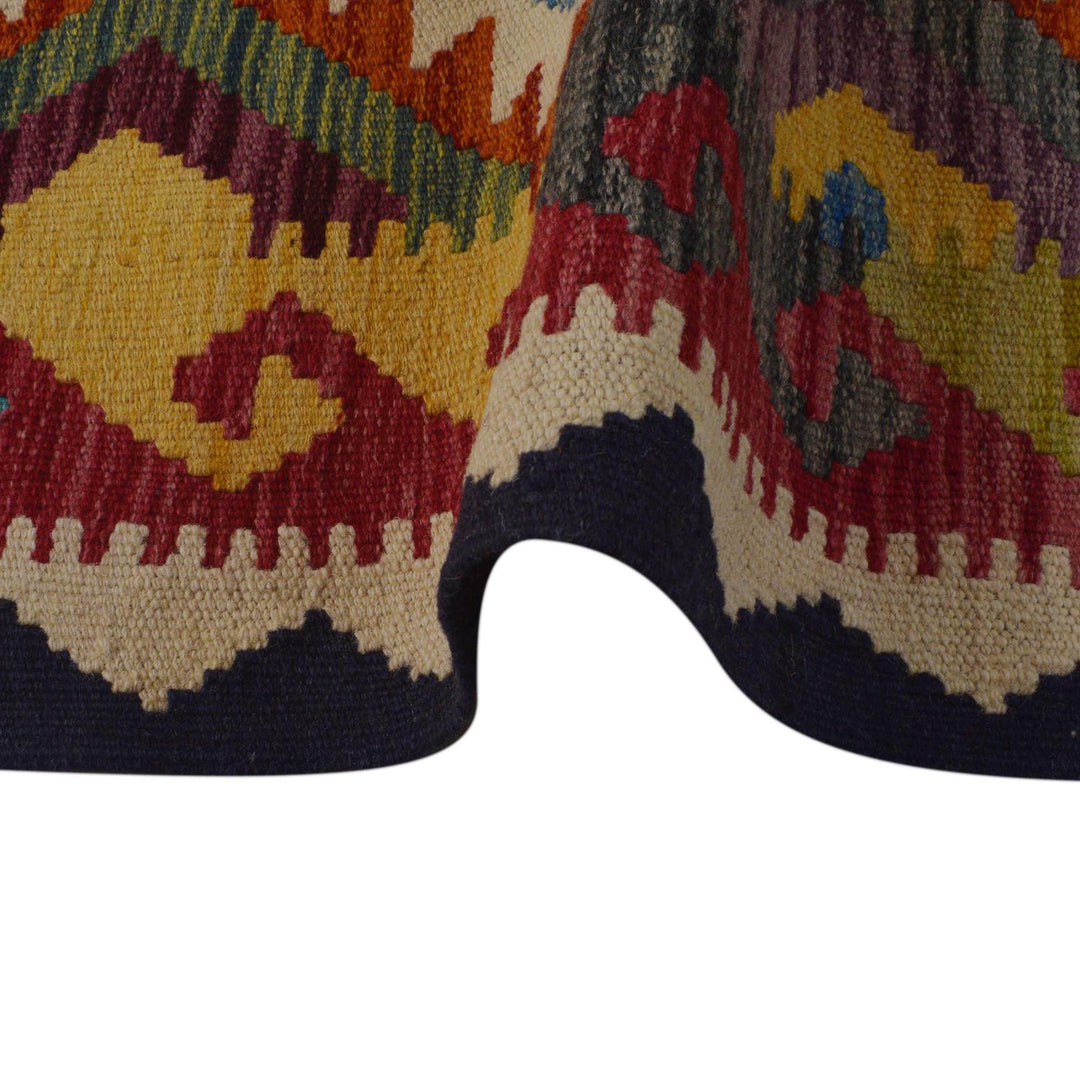 Handmade Vegetable Kelim 3' 2" x 5' 3" - No. AL91685