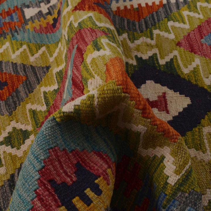 Handmade Vegetable Kilim 3' 3" x 4' 9" - No. AL24521