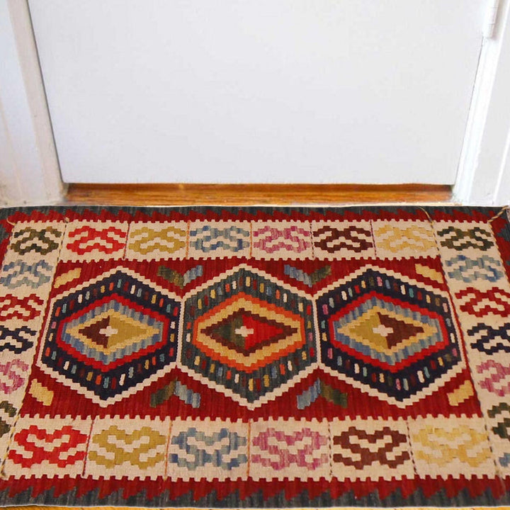 Handmade Vegetable Kilim 1' 11" x 3' 7" - No. AL72463