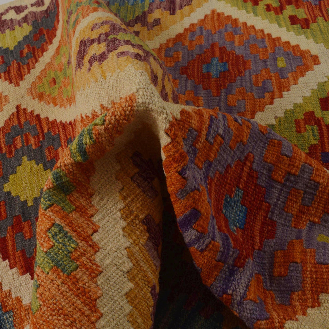 Handmade Turkish Design Wool Kilim 3' 5" x 4' 11" - No. AL18970