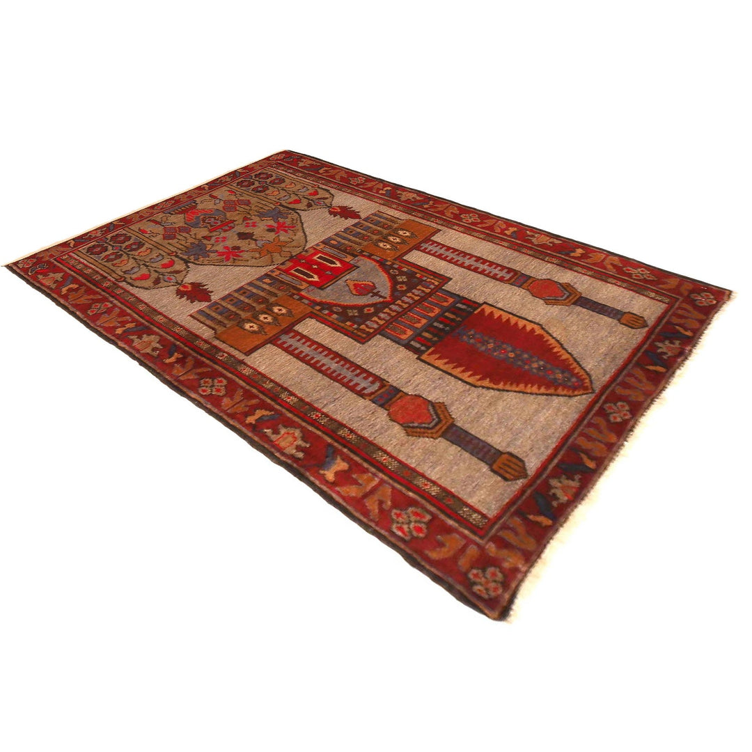 Fine Quality Prayer Rug 2' 10" x 4' 7" - No. AL89424