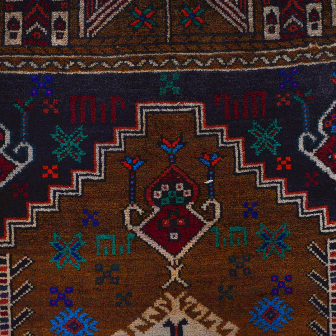 Handmade Prayer Rug 2' 9" x 4' 0" - No. AL85444