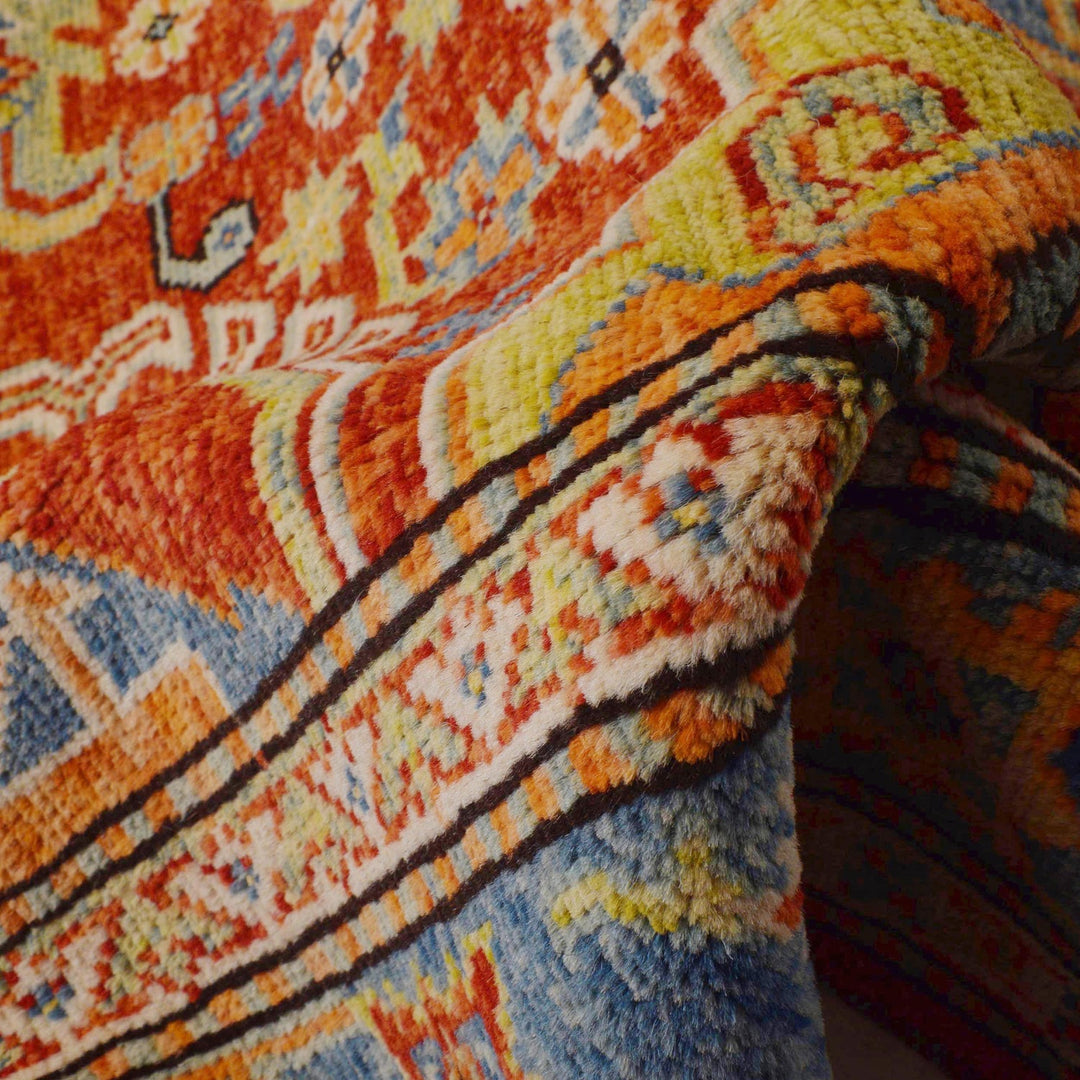 Rich Red Color Shiraz Carpet 5' 1" x 6' 7" - No. AL94143