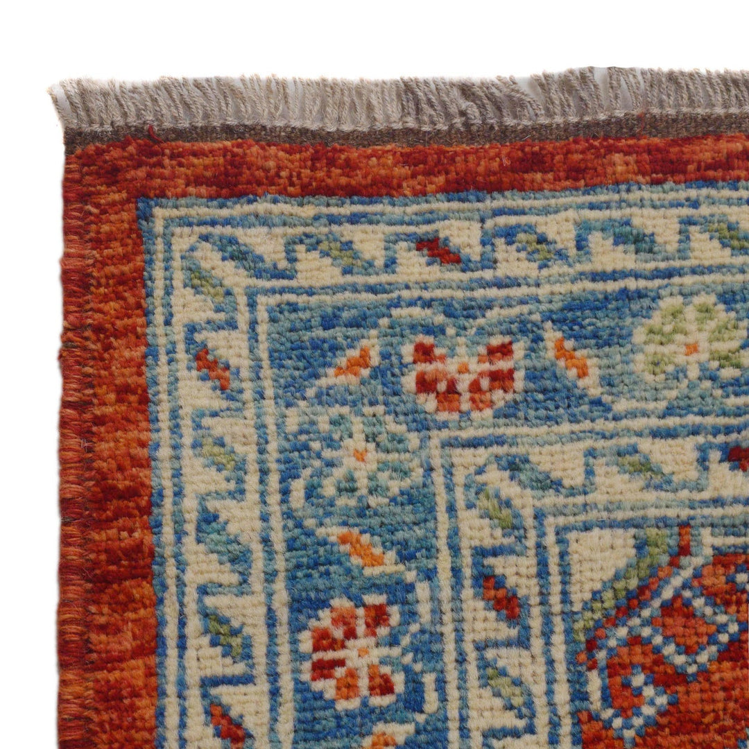 Oriental Bukhara Area Rug 5' 10" x 7' 8" - No. AL92554