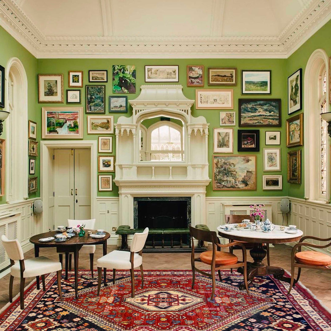 Persian Shirazi Design Carpet 5' 5" x 7' 5" - No. AL40693