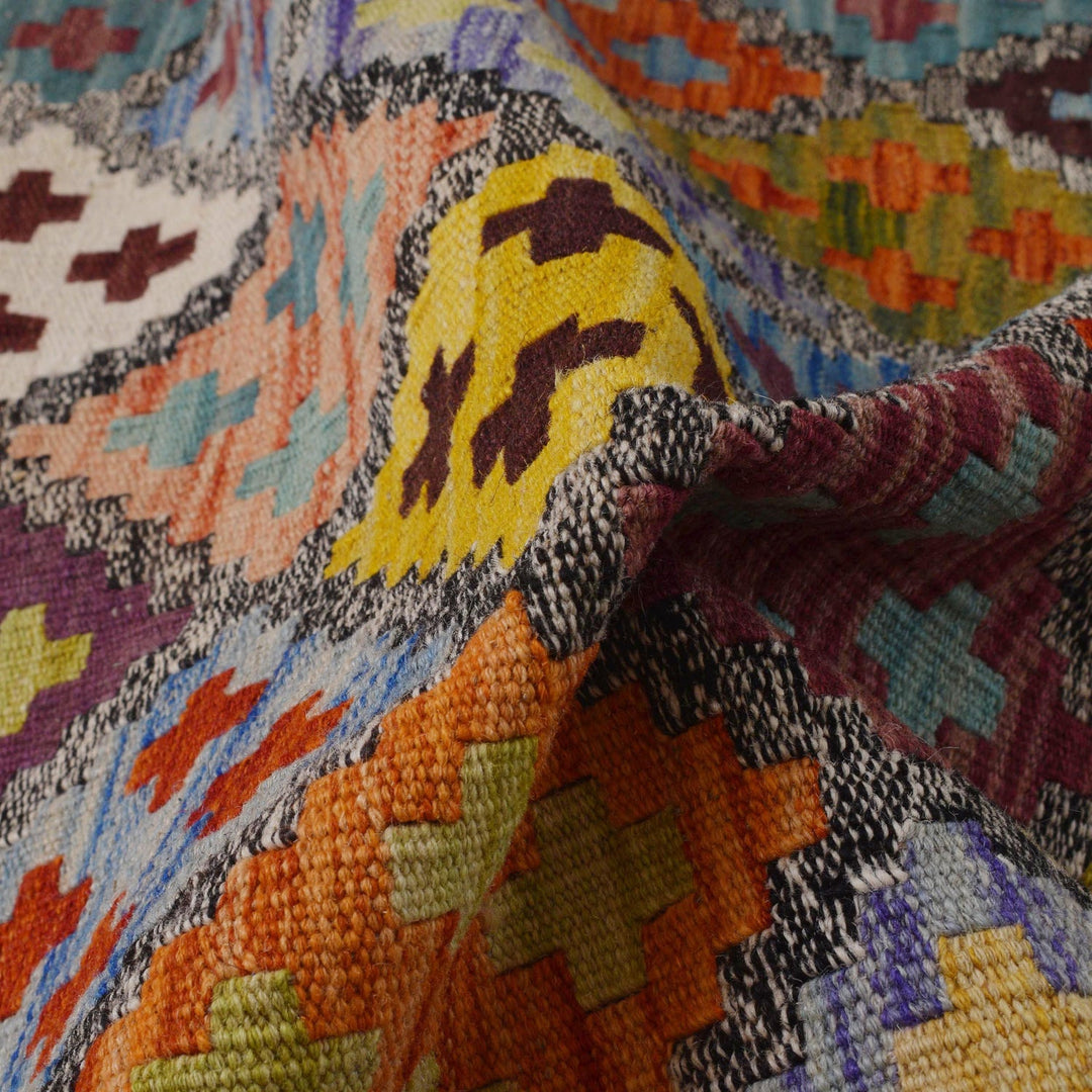 Handmade Vegetable Kelim 5' 7" x 8' 0" - No. AL76861