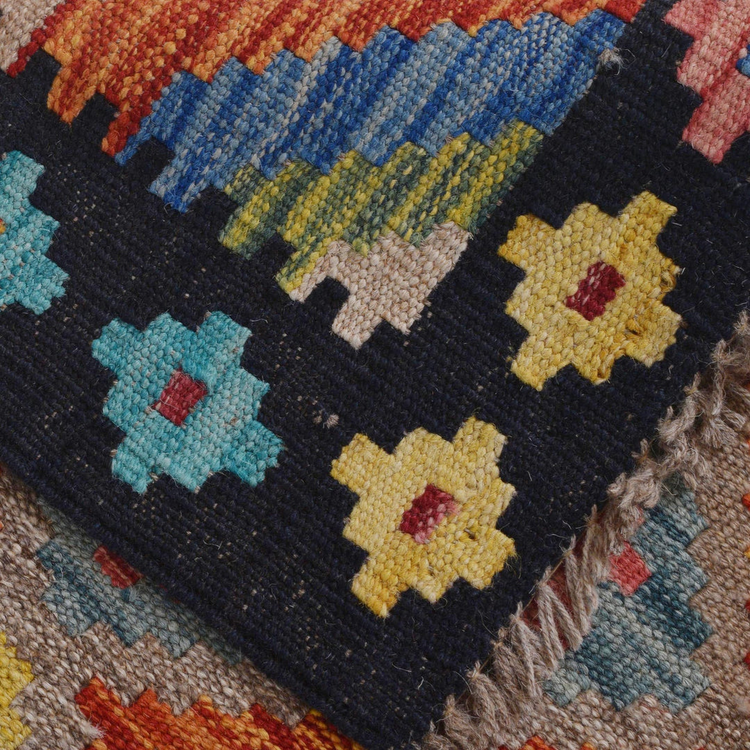 Hand Knotted Flatweave Kilim 2' 9" x 4' 3" - No. AL10306