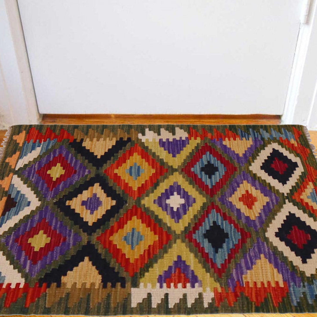 Handmade Vegetable Kilim 1' 10" x 3' 3" - No. AL18967