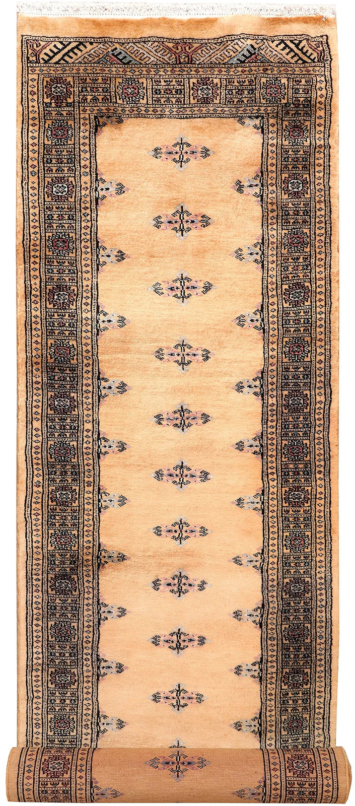 Brown Pakistani Butterfly Rug 2' 6" x 9' 7" Hand-Knotted | No. QA10161