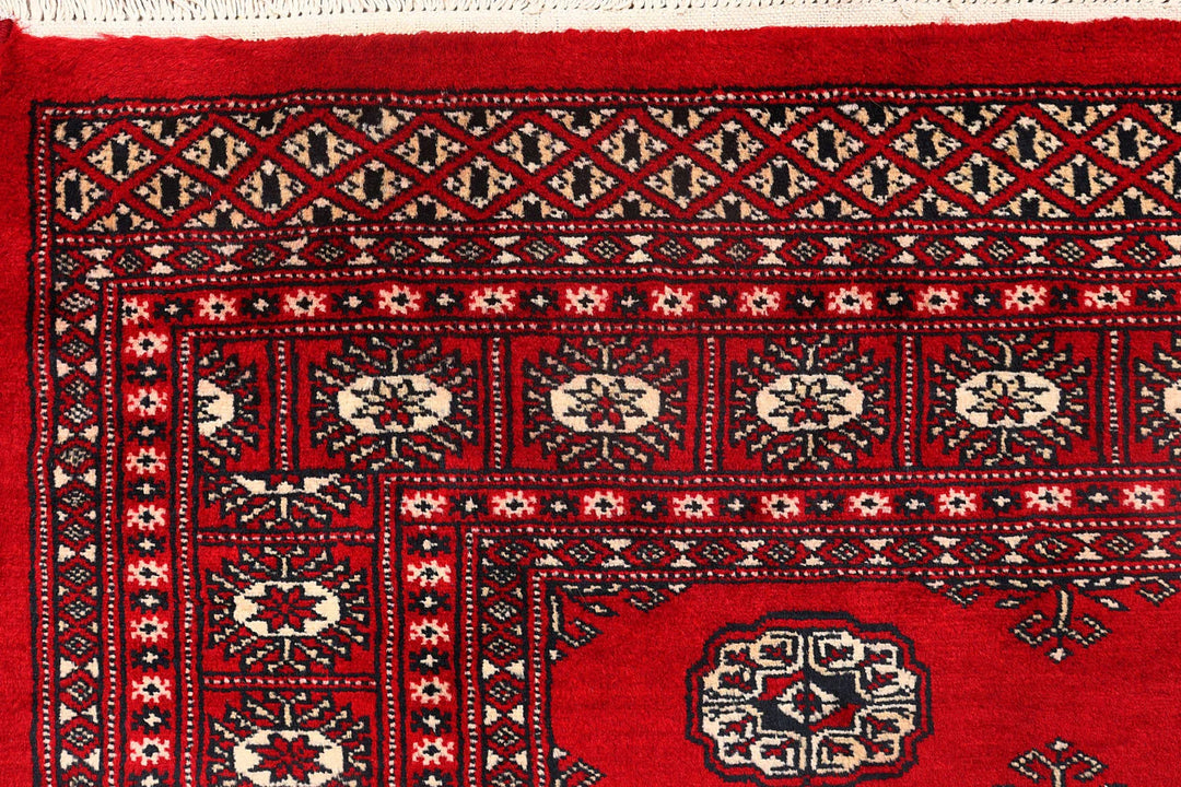 Red Pakistani Bokhara Rug 4' x 6' Hand-Knotted | No. QA10199