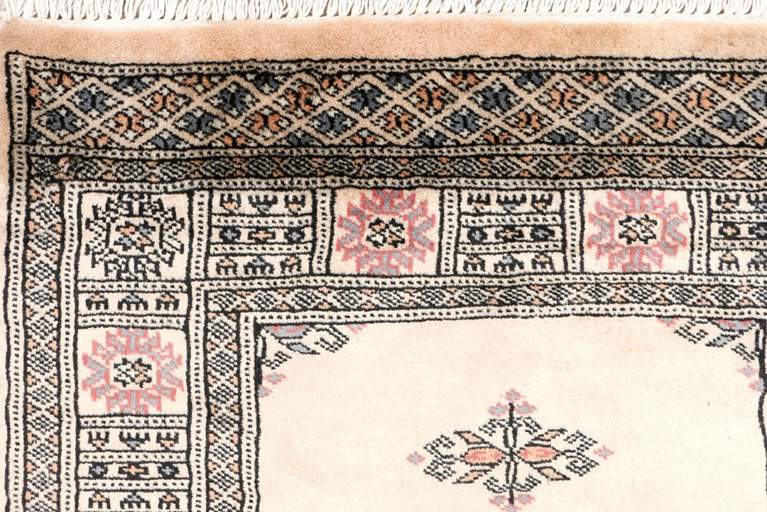 Brown Pakistani Butterfly Rug 2' 6" x 8' 6" Hand-Knotted | No. QA11665
