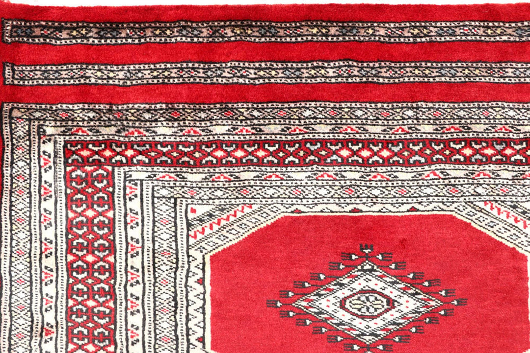 Red Pakistani Jaldar Rug 4' 6" x 6' 9" Hand-Knotted | No. QA12626