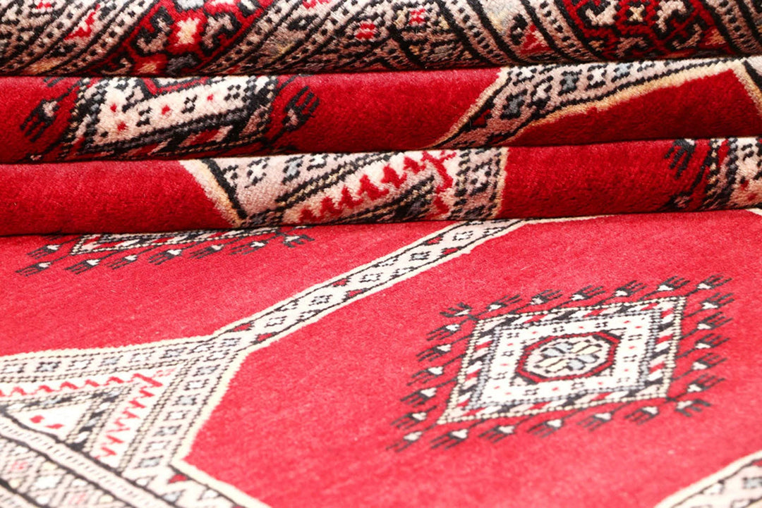 Red Pakistani Jaldar Rug 4' 6" x 6' 9" Hand-Knotted | No. QA12626
