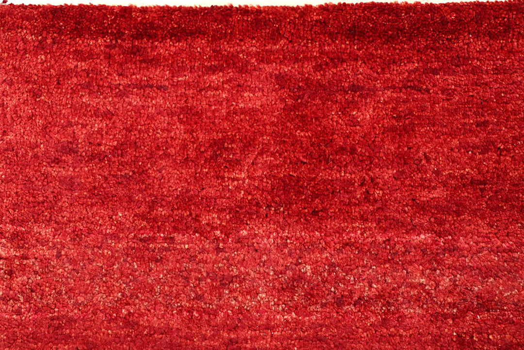 Red Gabbeh Rug 4' x 6' Hand-Knotted | No. QA13744
