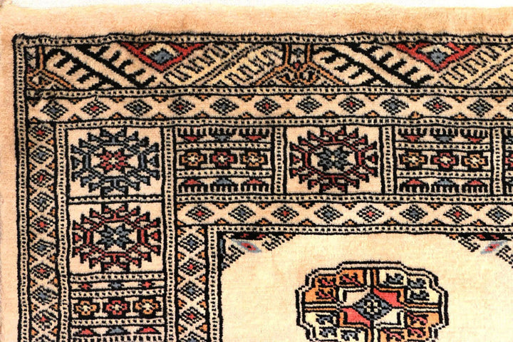 Ivory Pakistani Bokhara Rug 2' 6" x 9' 7" Hand-Knotted | No. QA17372